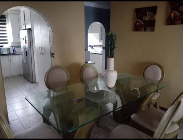 4 BEDROOM HOUSE FOR SALE IN HOSPITAL VIEW